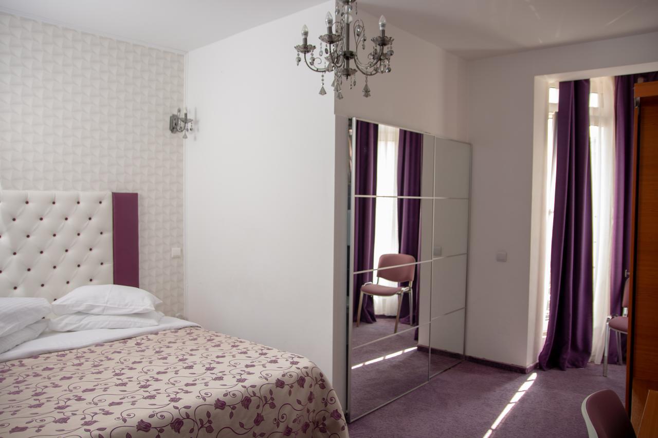 Iris Boutique Therme & Bucharest Otopeni Airport Eksteriør bilde